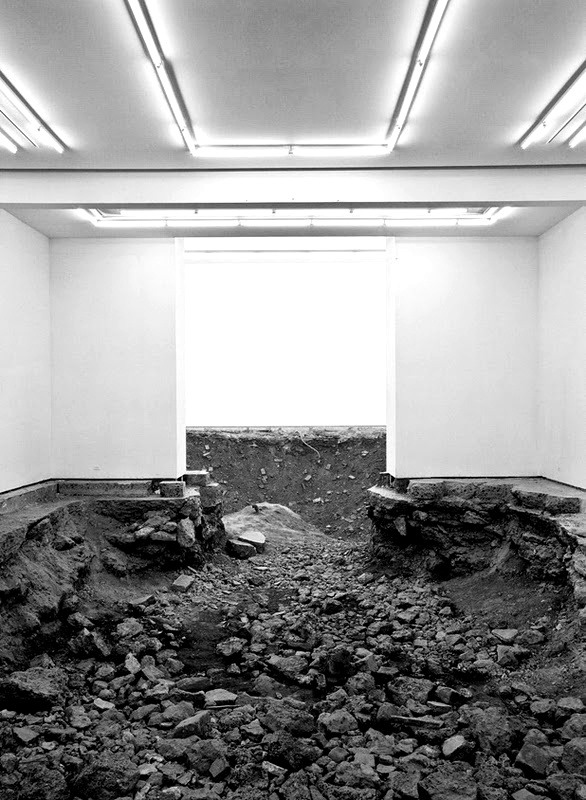 Archillect ID 404006