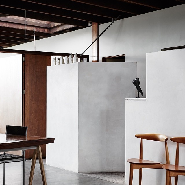 Archillect ID 404029