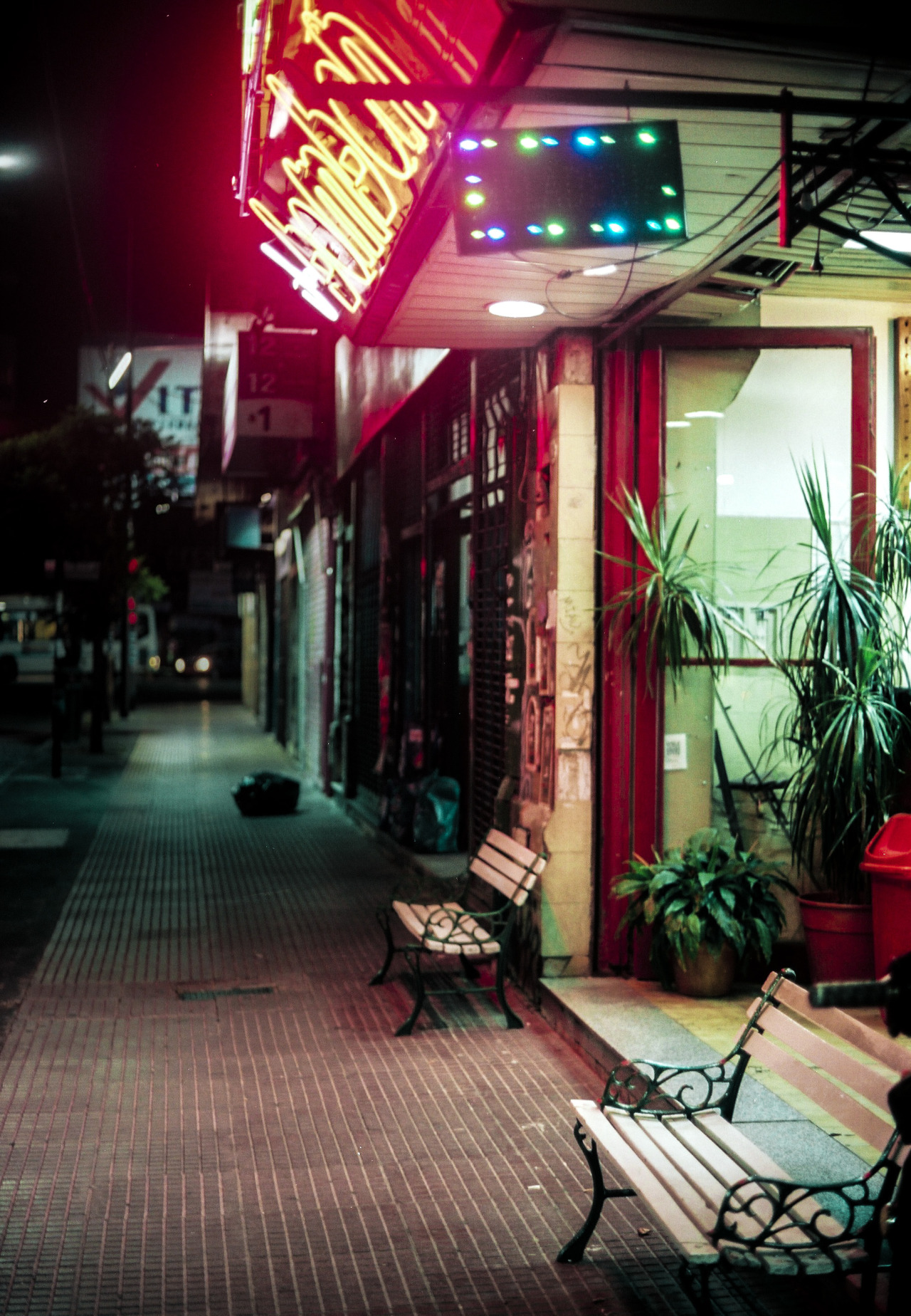 Archillect ID 404037