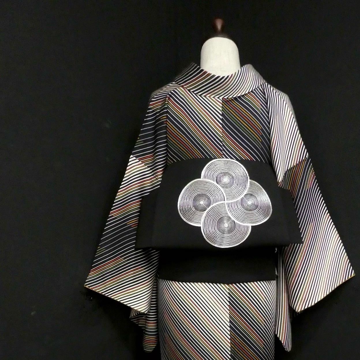 Archillect ID 404044