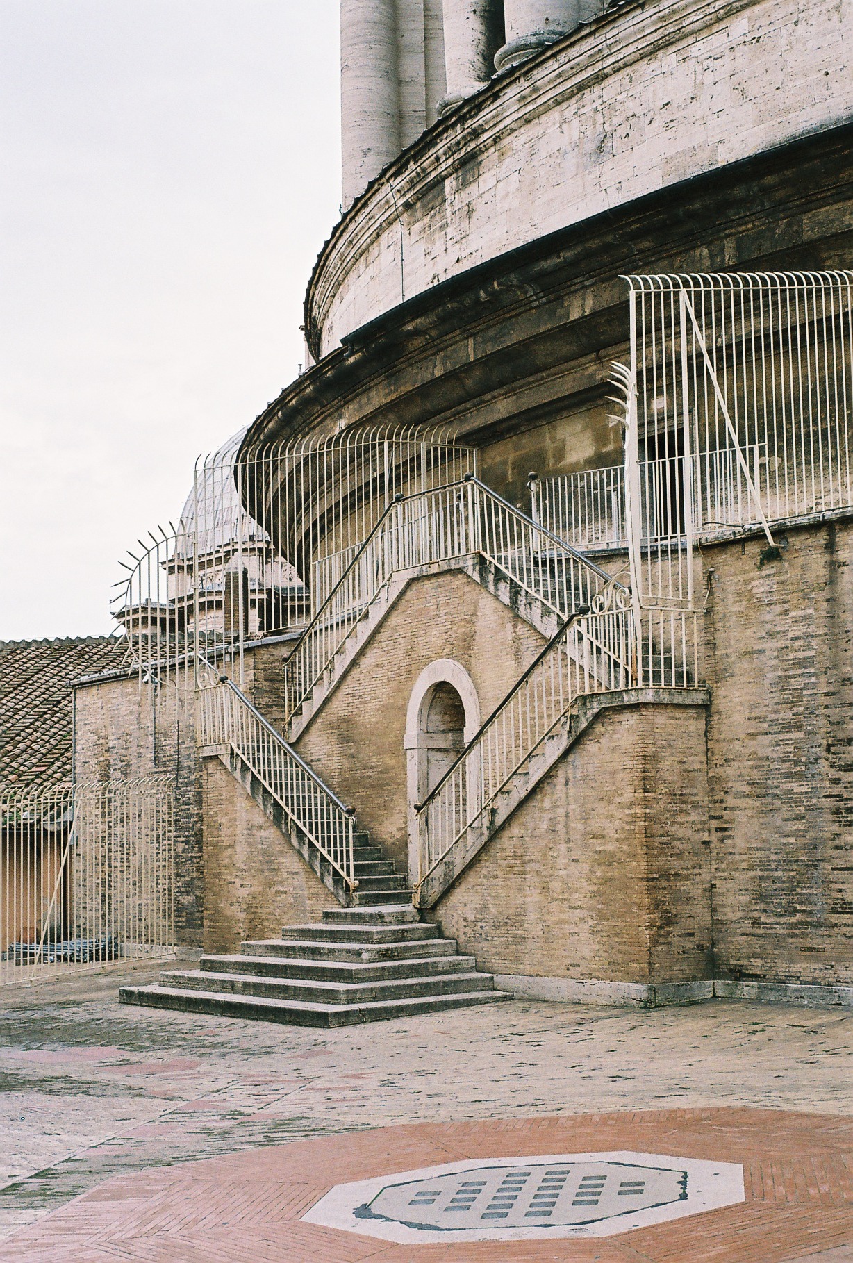 Archillect ID 404075