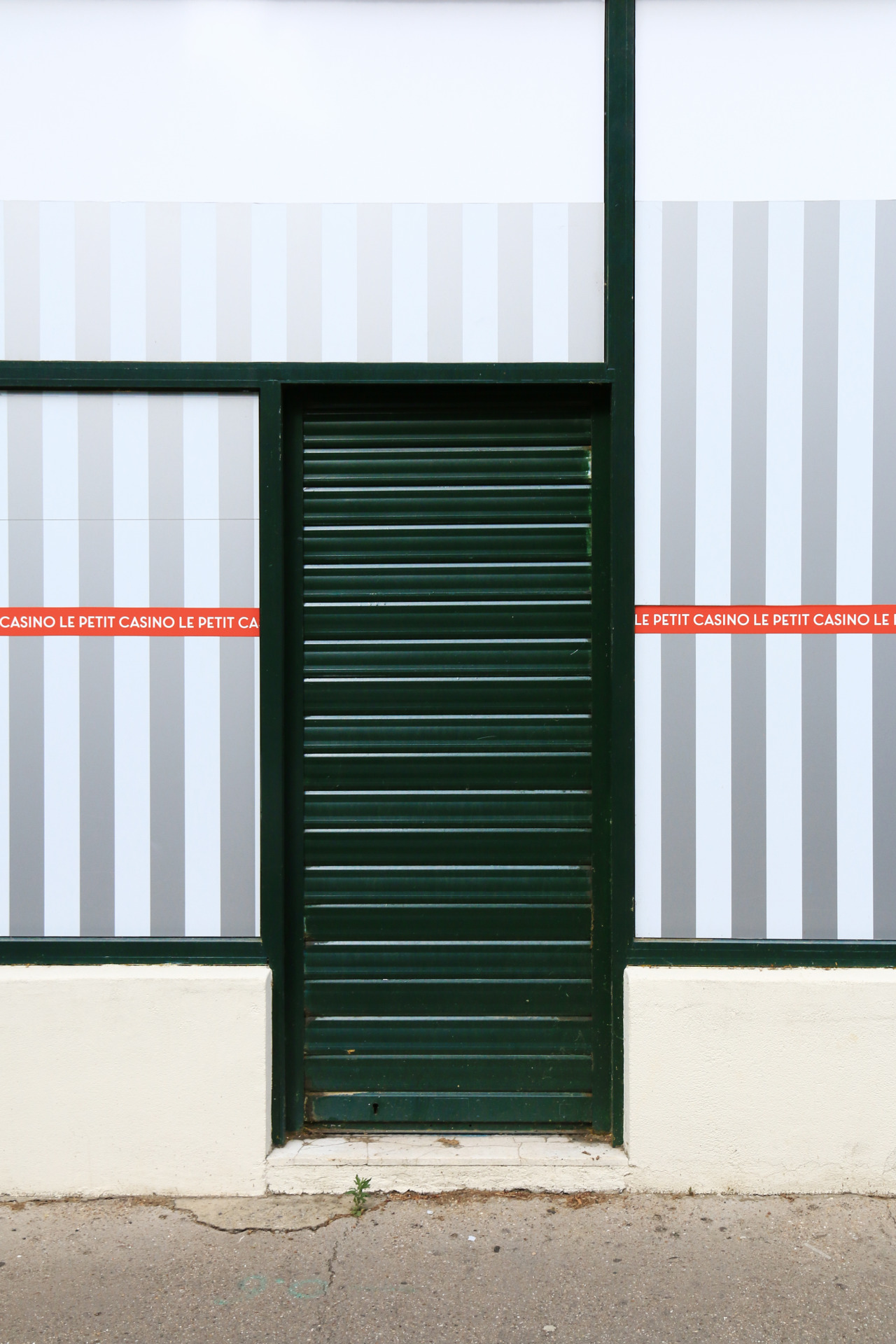 Archillect ID 404142