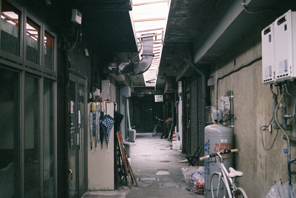 Archillect ID 404191