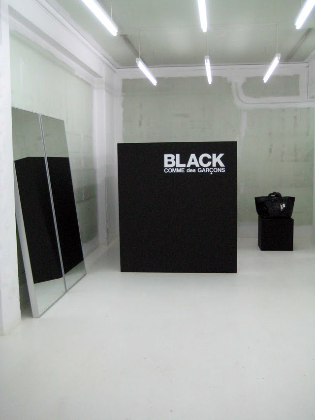 Archillect ID 404384