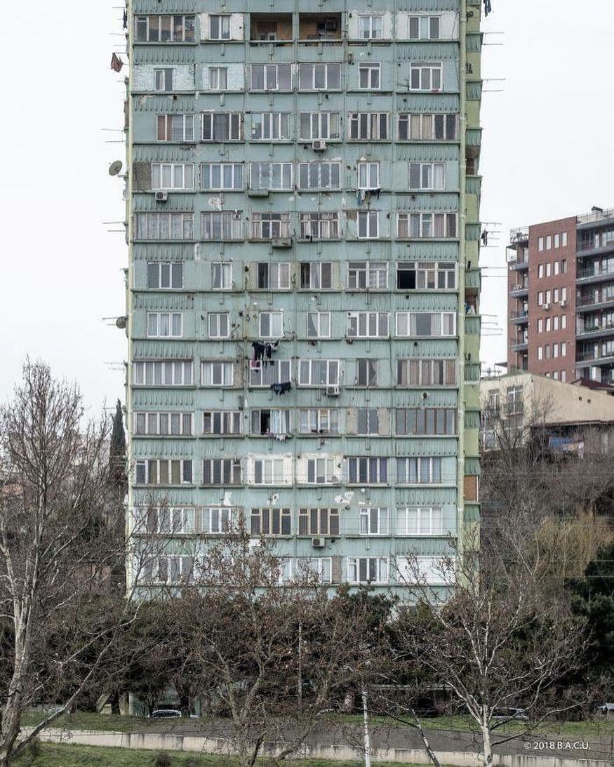 Archillect ID 404413