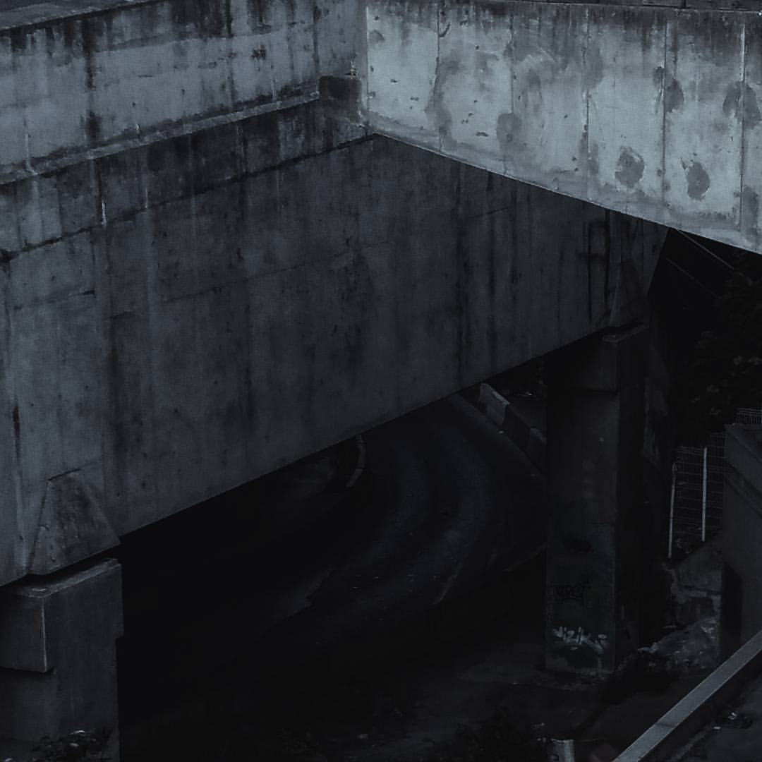 Archillect ID 404425