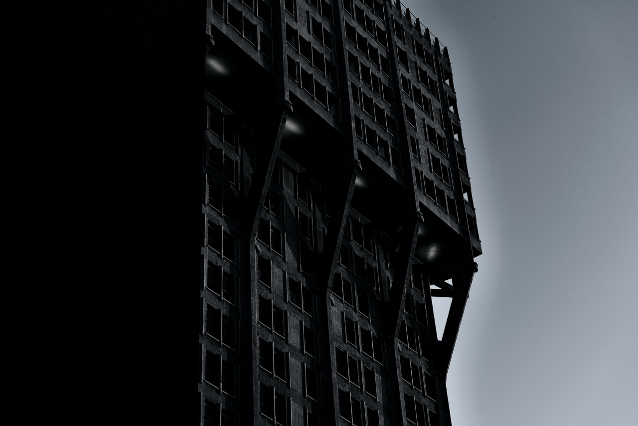 Archillect ID 404473