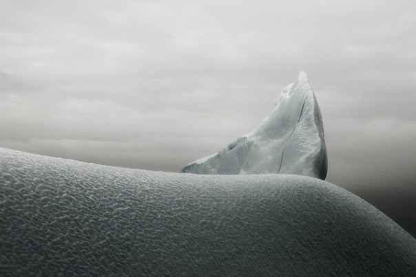 Archillect ID 404547