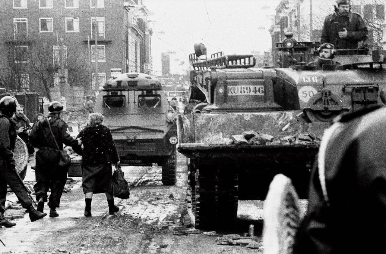 Archillect ID 404552