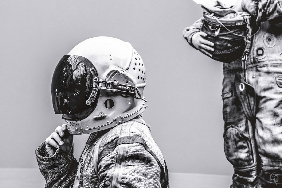 Archillect ID 404563