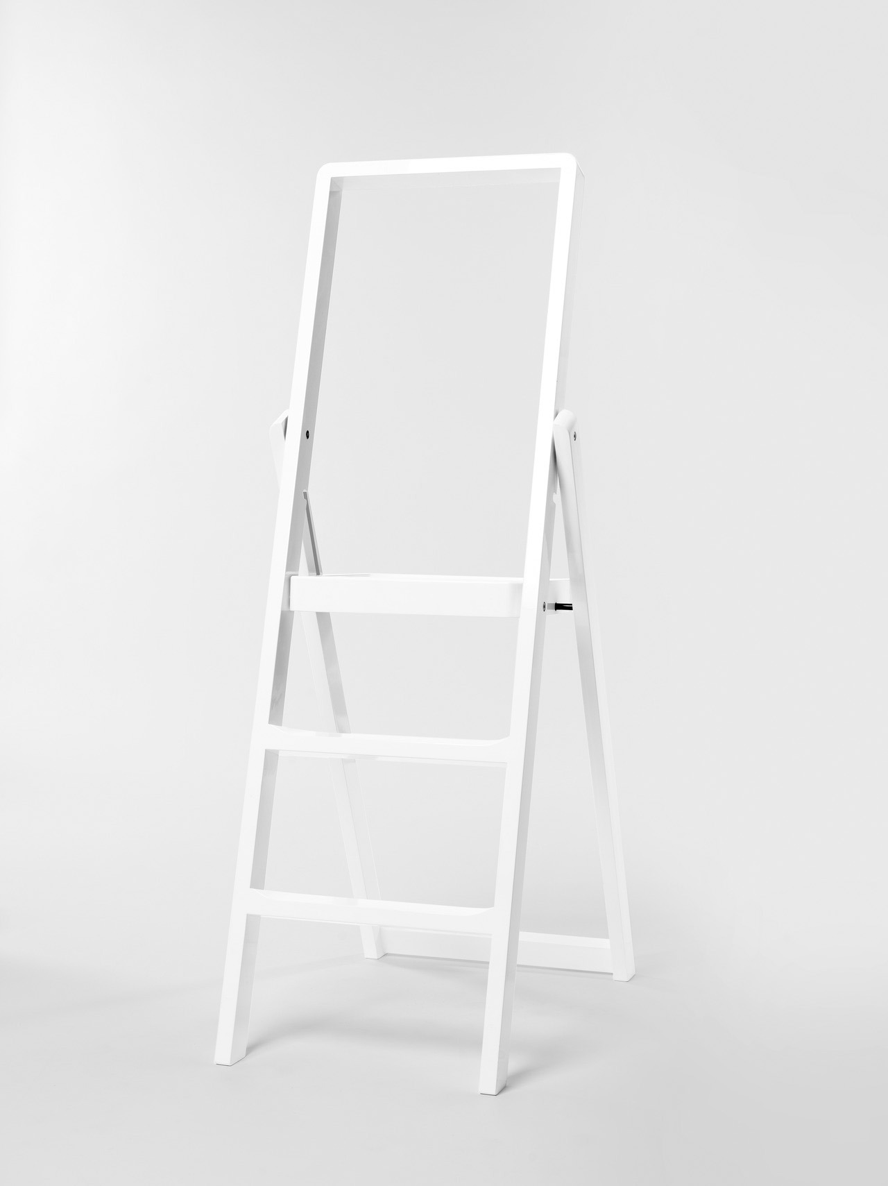 Archillect ID 404578