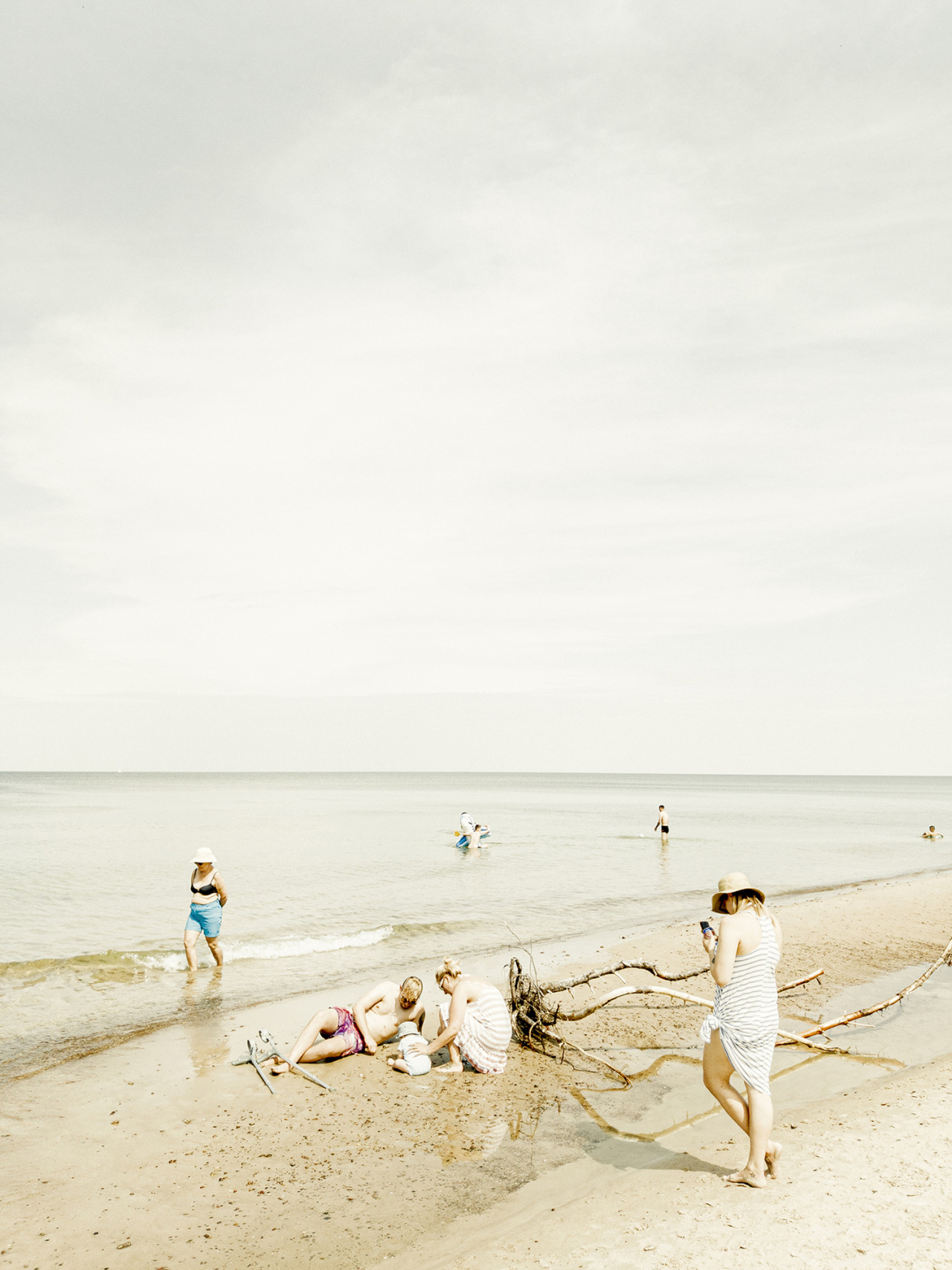 Archillect ID 404588