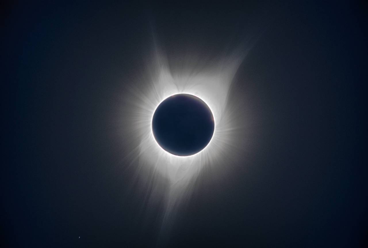 Archillect ID 404600