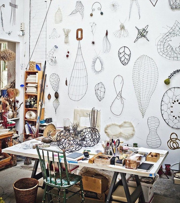 Archillect ID 404767