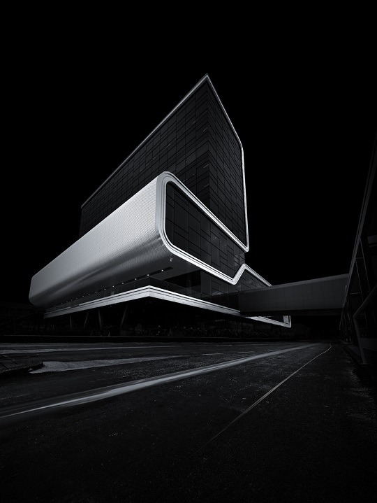 Archillect ID 404774