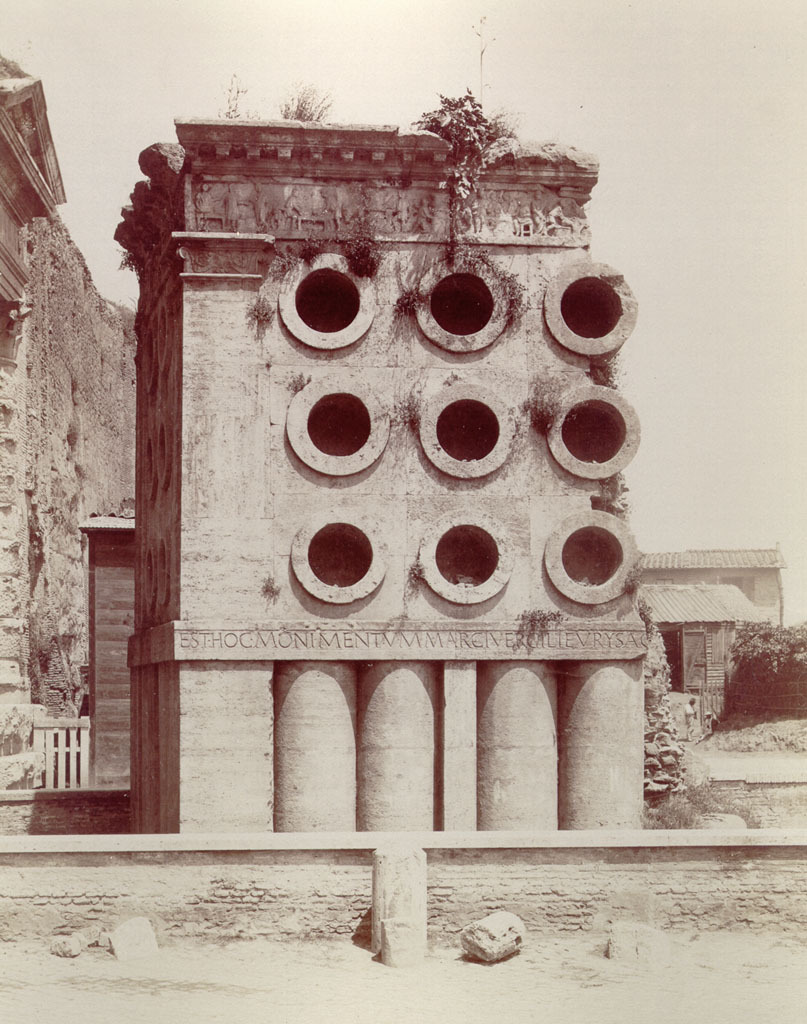 Archillect ID 404896