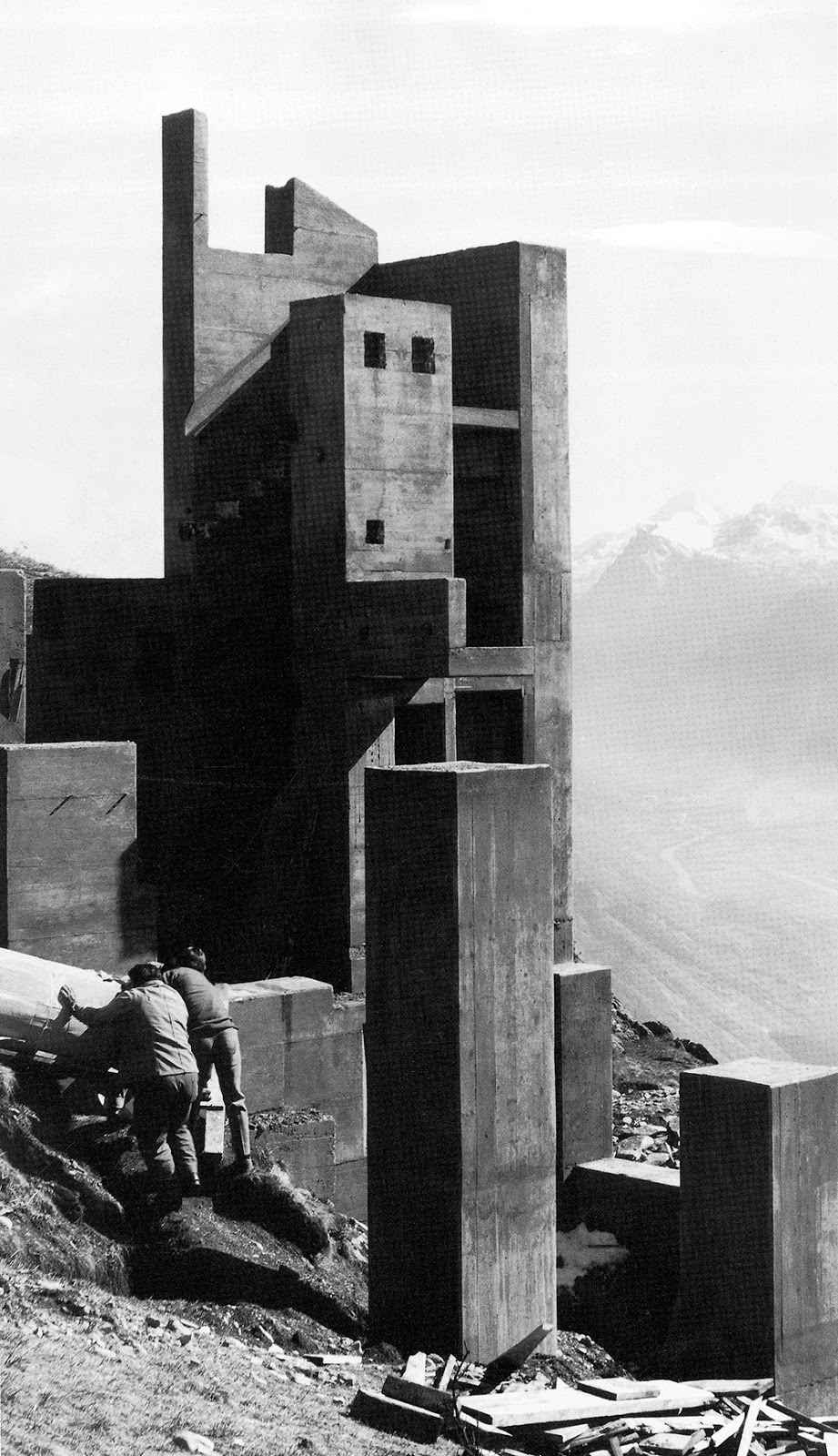 Archillect ID 404925