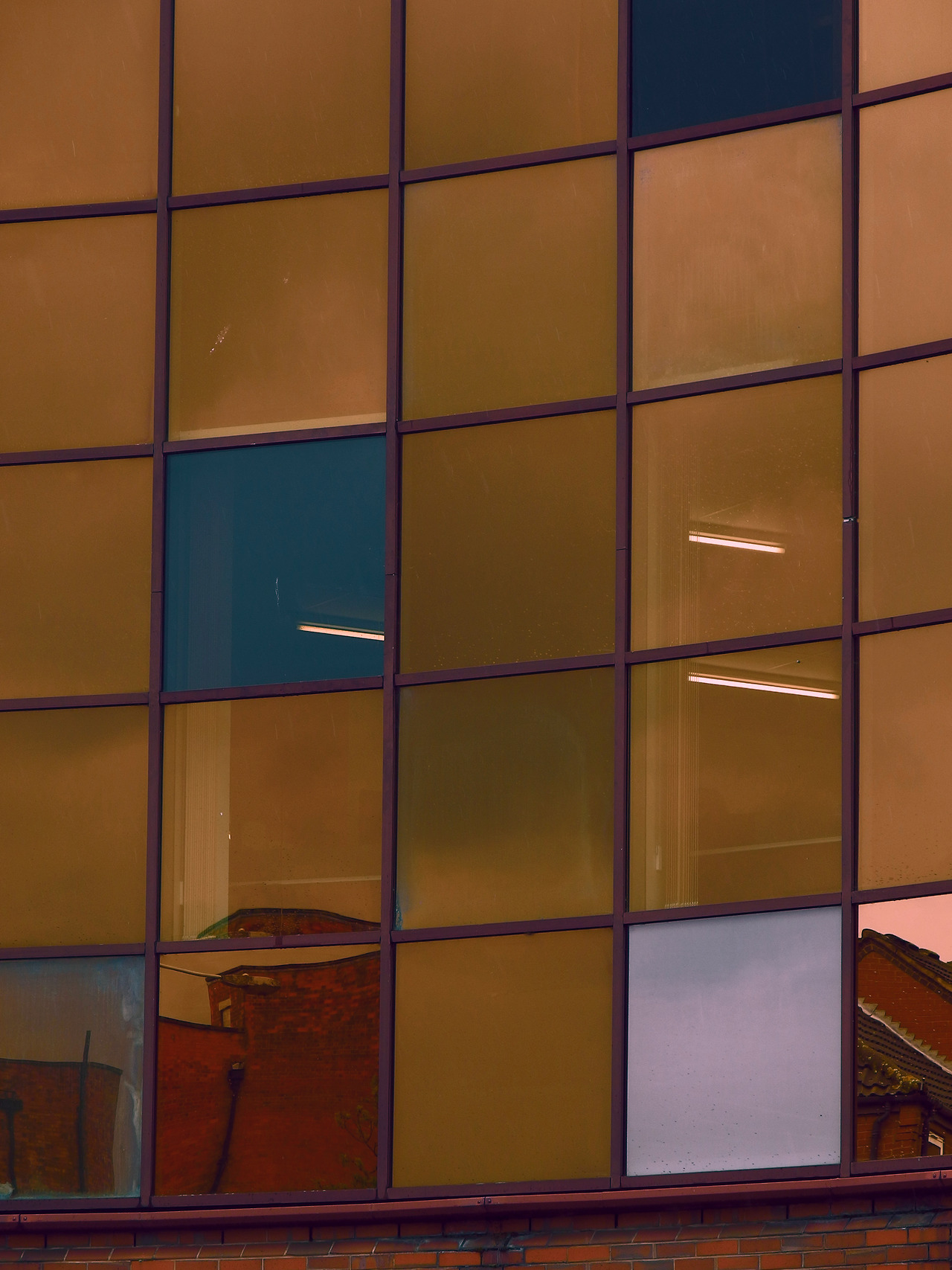 Archillect ID 404940