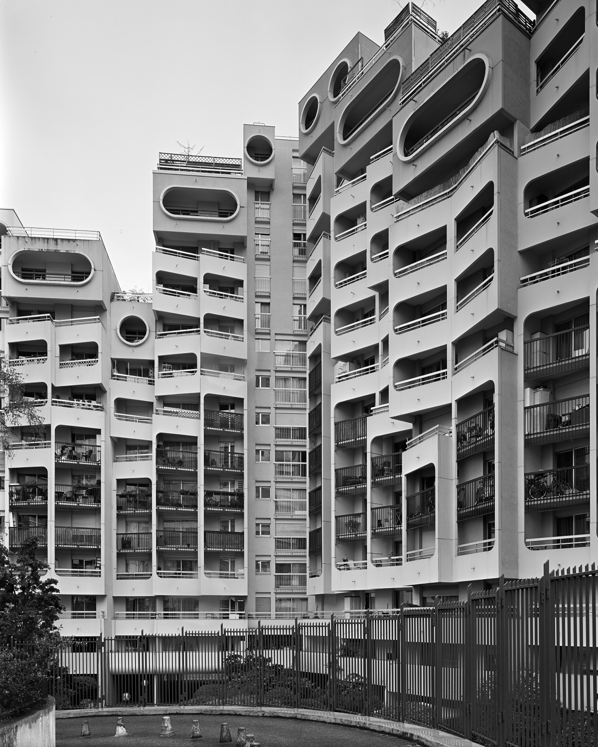 Archillect ID 404994