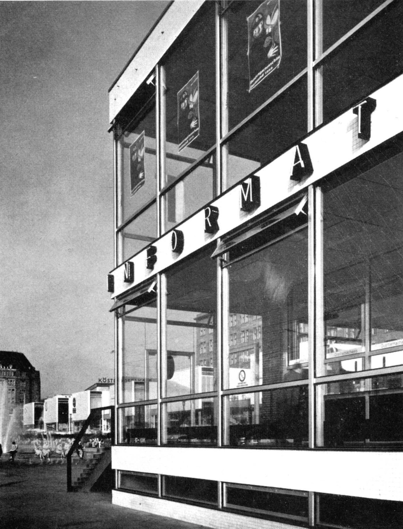 Archillect ID 405007