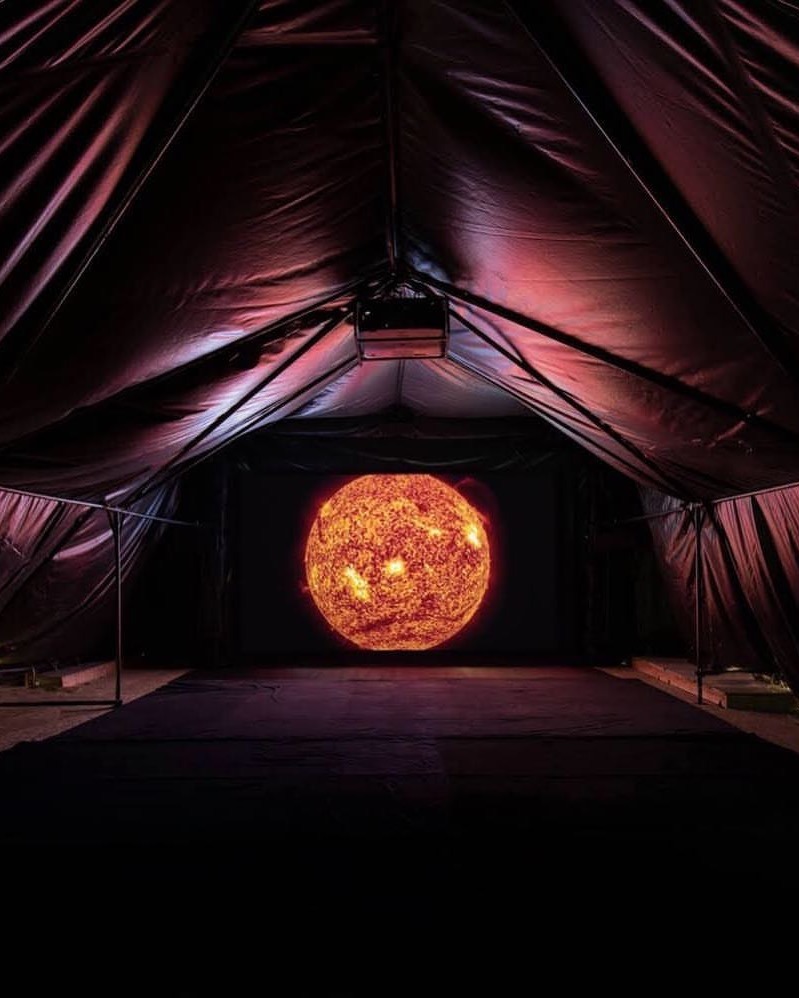 Archillect ID 405016