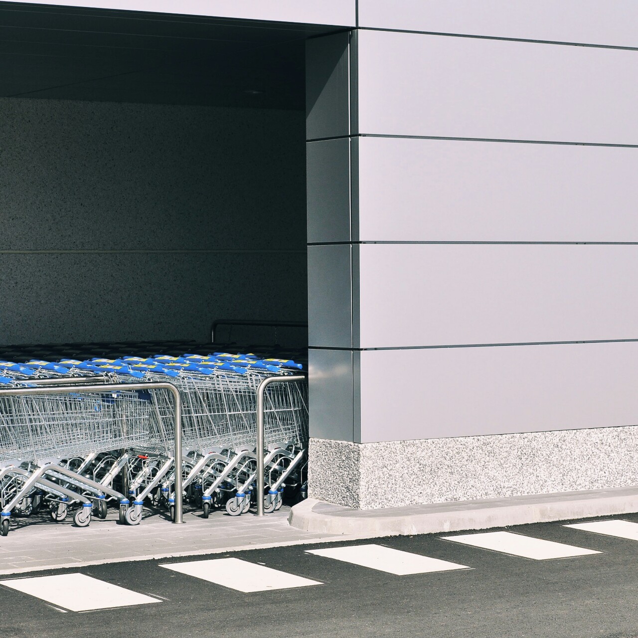 Archillect ID 405109