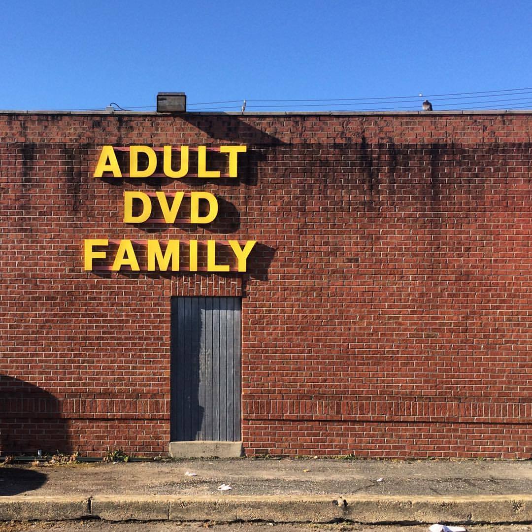 Archillect ID 405110