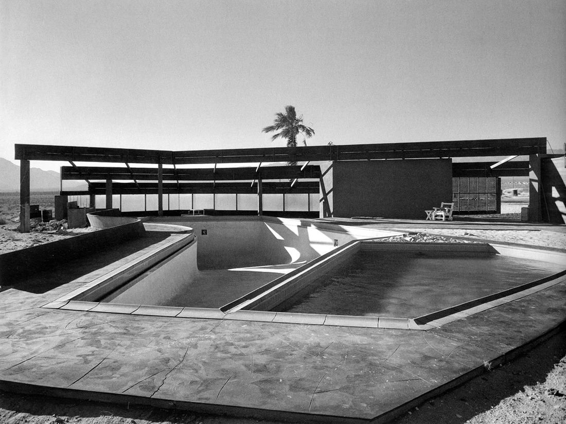 Archillect ID 405148