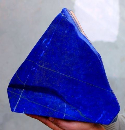 Archillect ID 405168