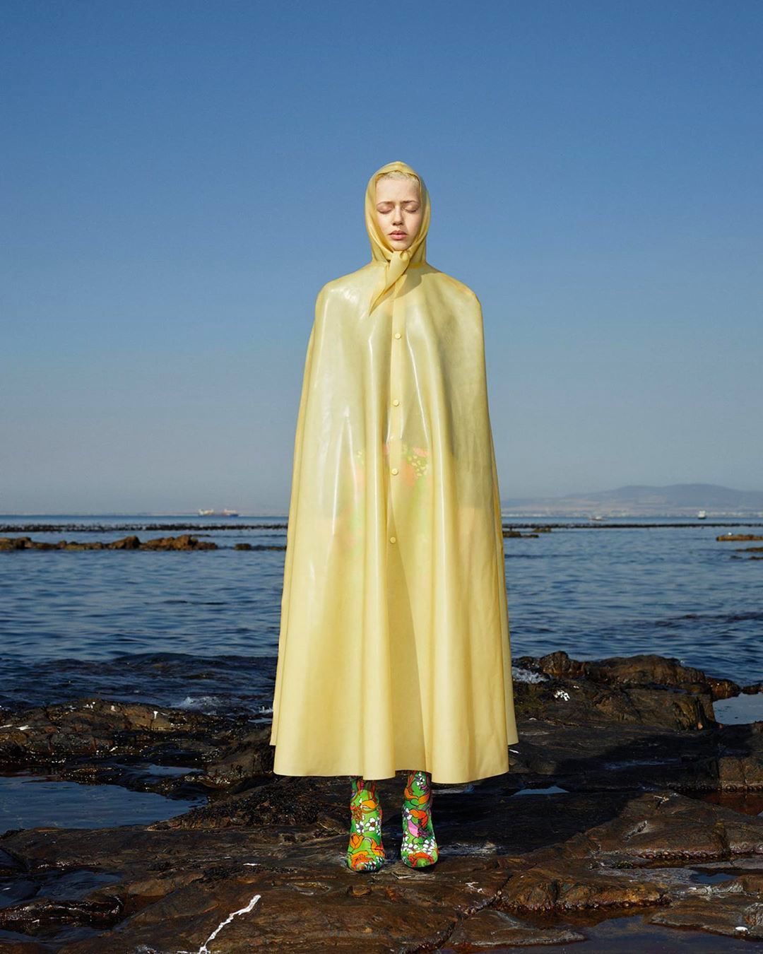 Archillect ID 405175