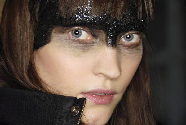 Archillect ID 405178