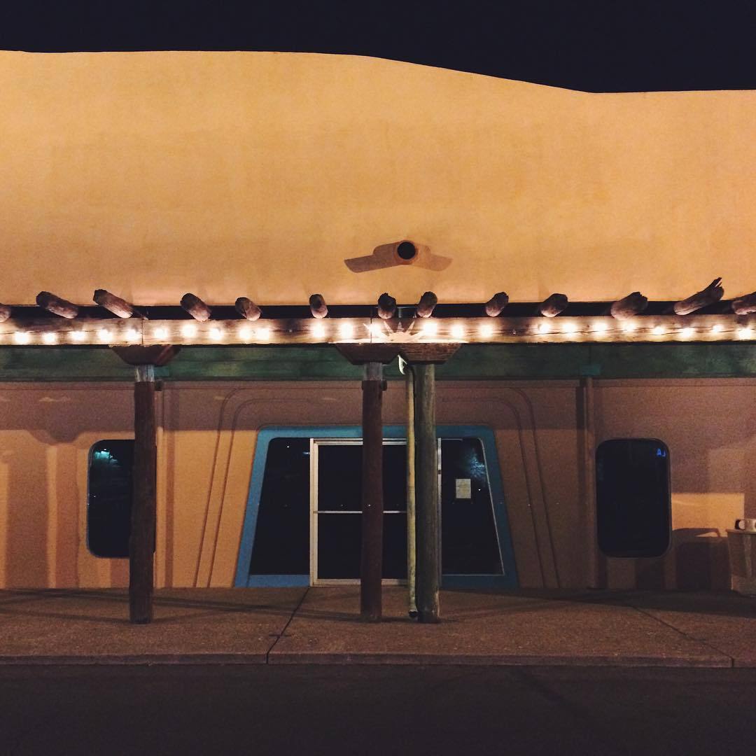 Archillect ID 405297