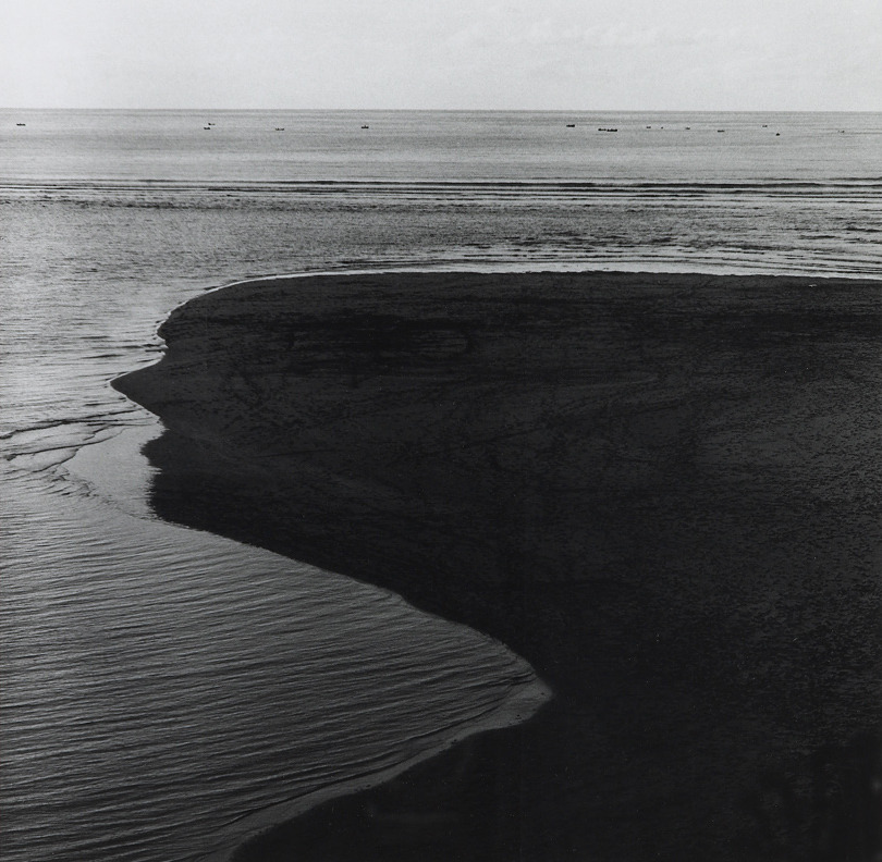 Archillect ID 405357