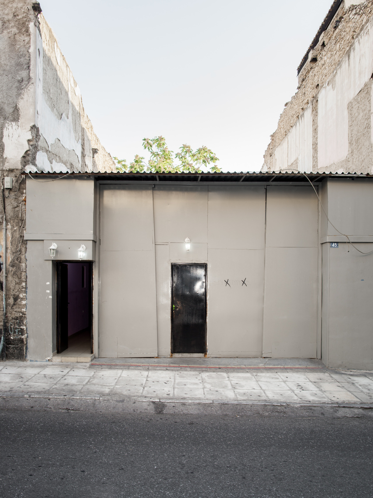 Archillect ID 405374