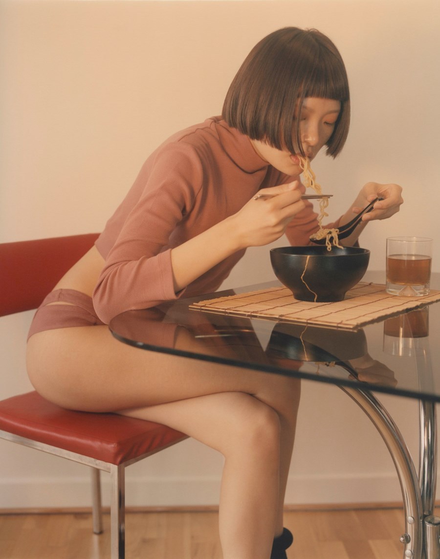 Archillect ID 405384