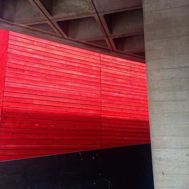 Archillect ID 405395