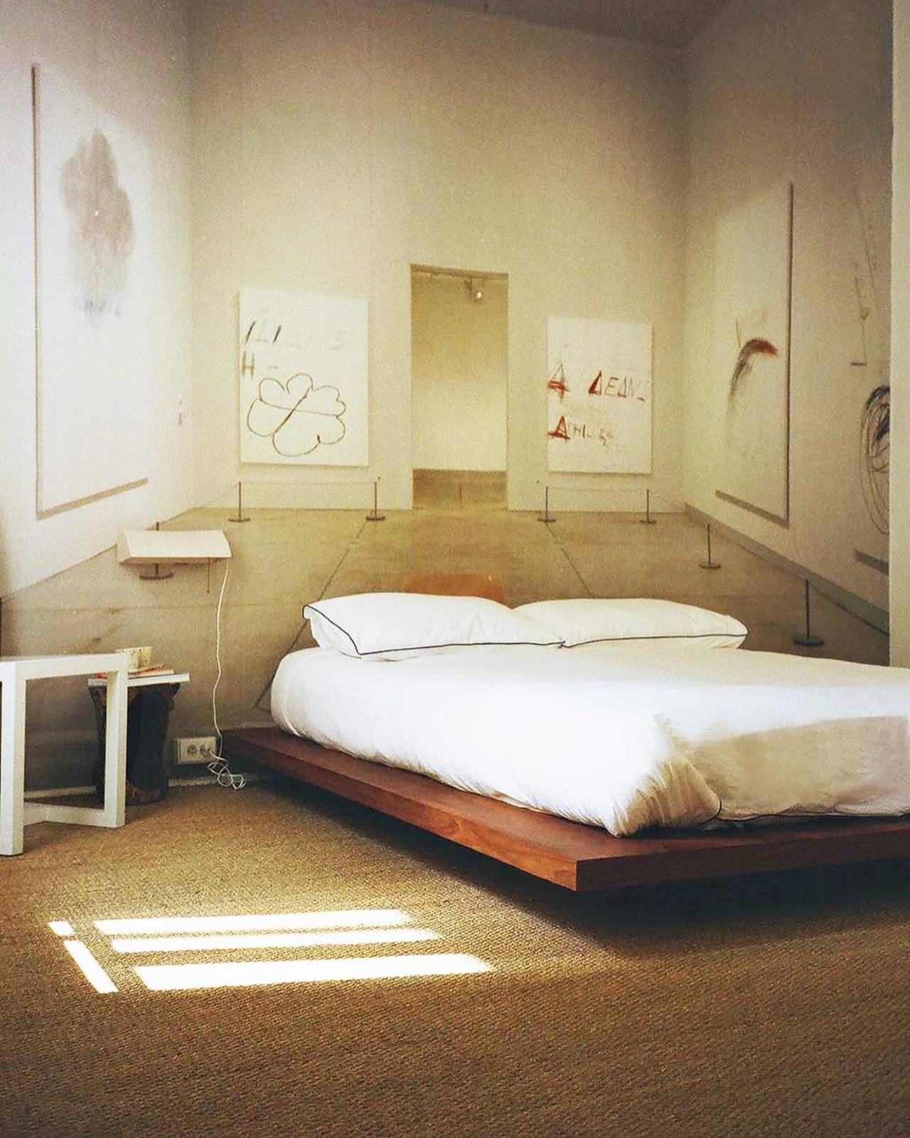 Archillect ID 405423