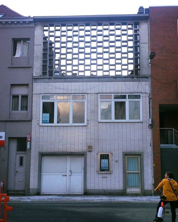 Archillect ID 405456