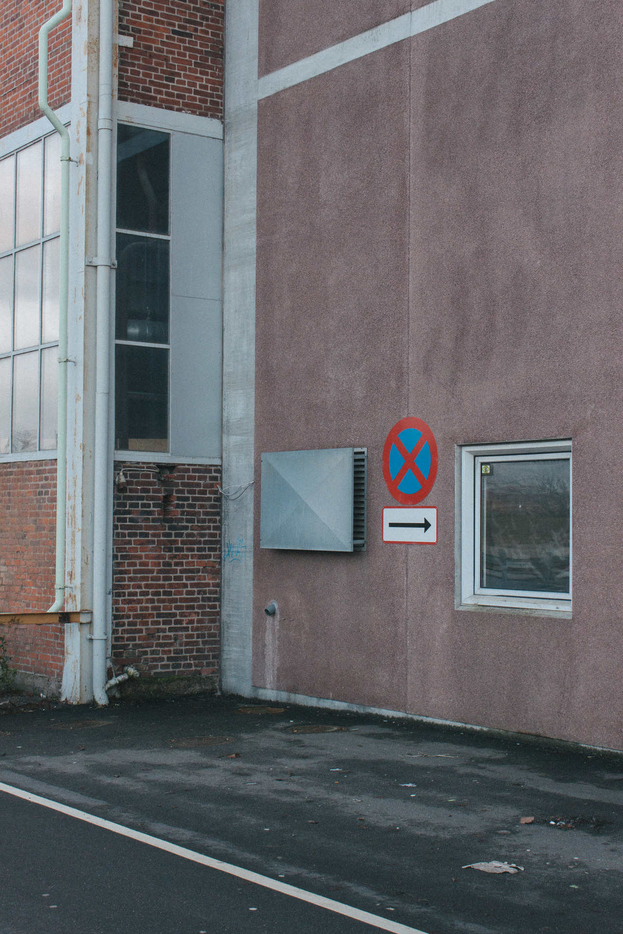 Archillect ID 405461