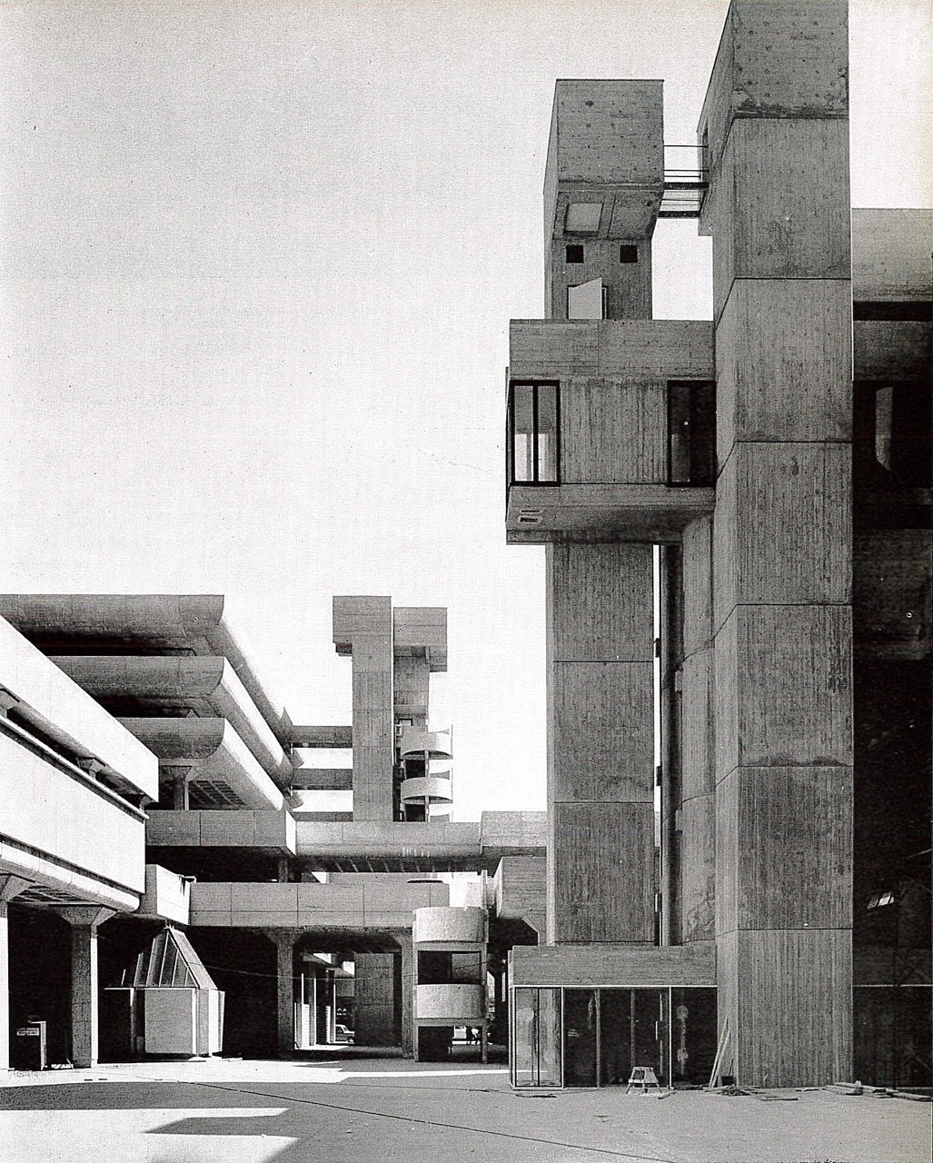 Archillect ID 405482