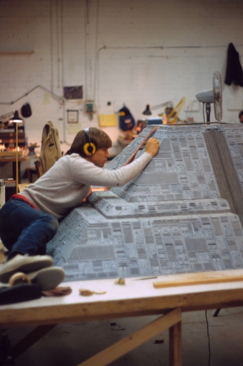 Archillect ID 405488