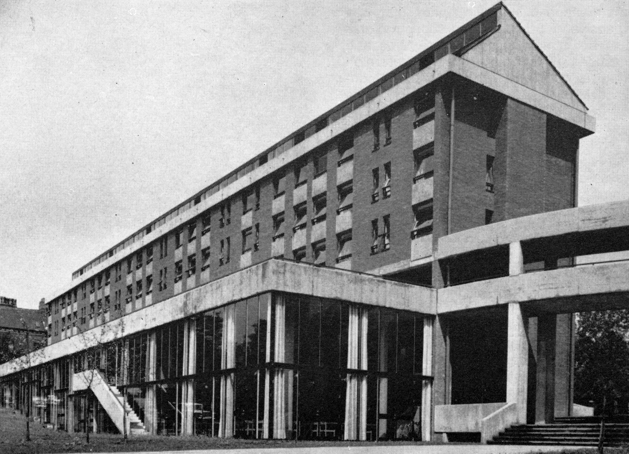 Archillect ID 405490