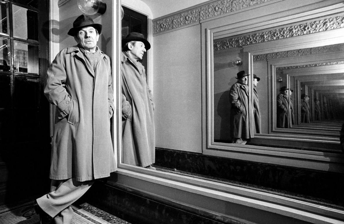 Archillect ID 405531