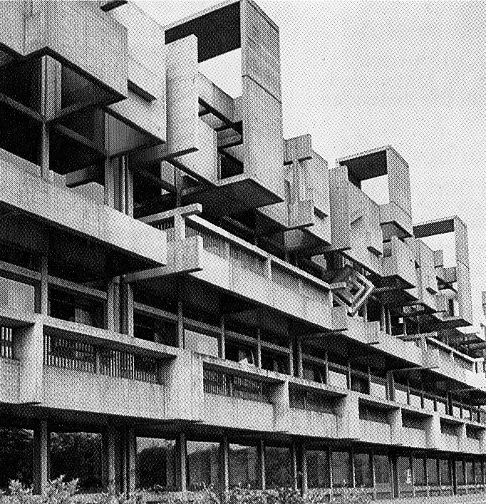 Archillect ID 405576