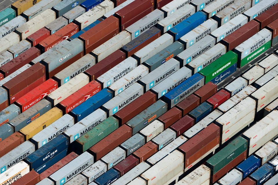 Archillect ID 405629