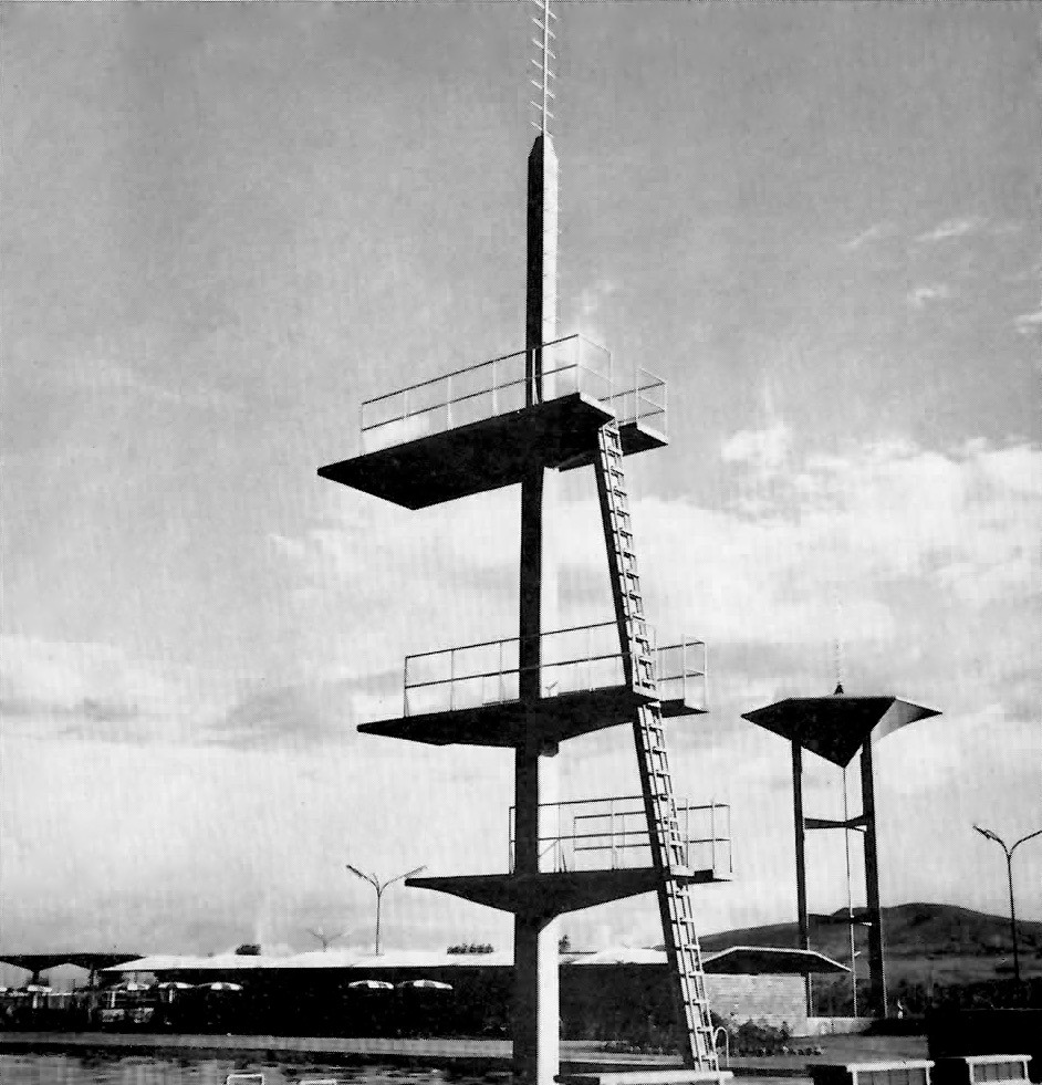 Archillect ID 405635