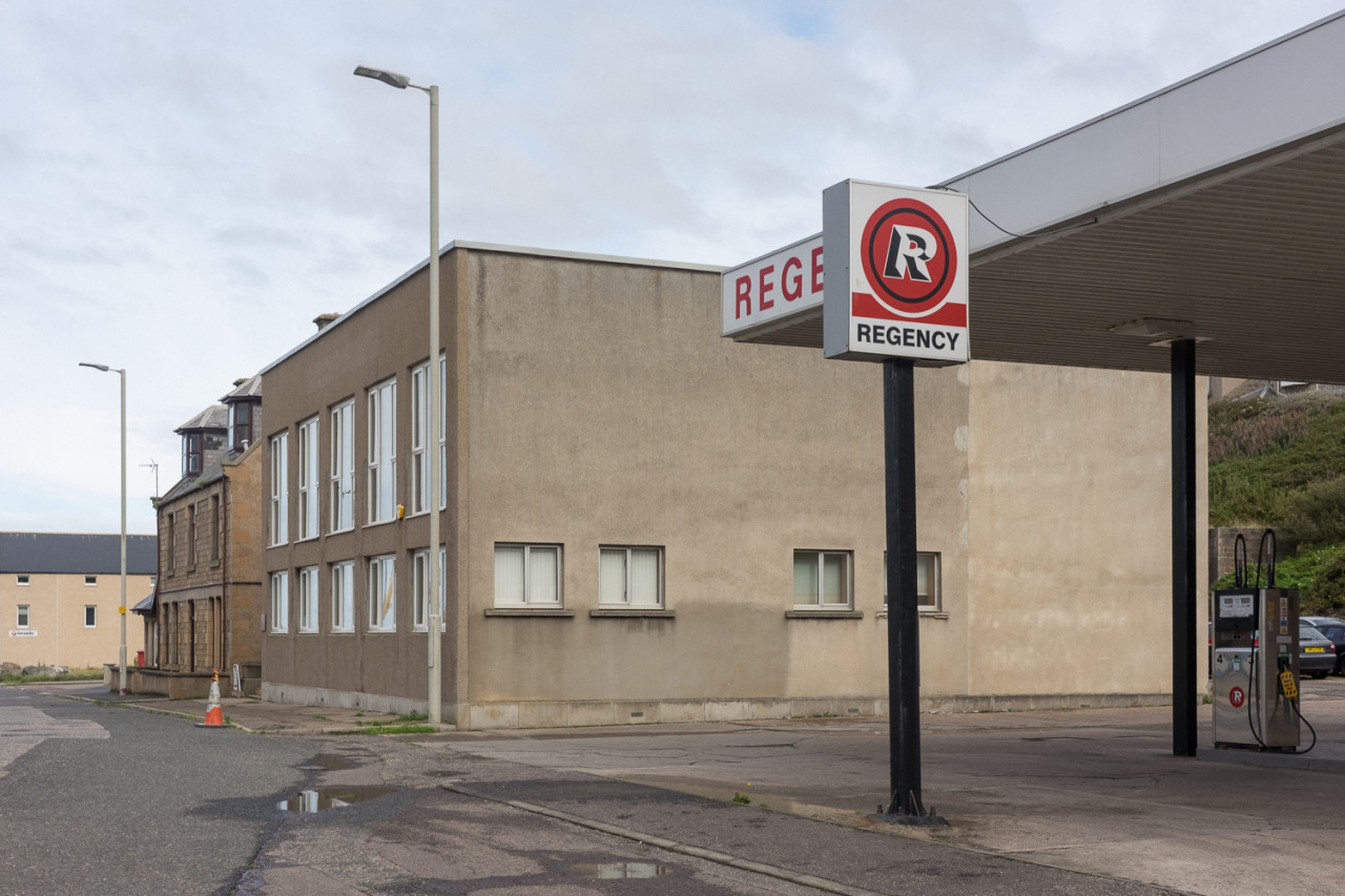 Archillect ID 405766