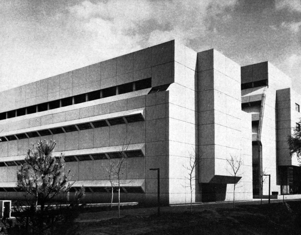 Archillect ID 405792