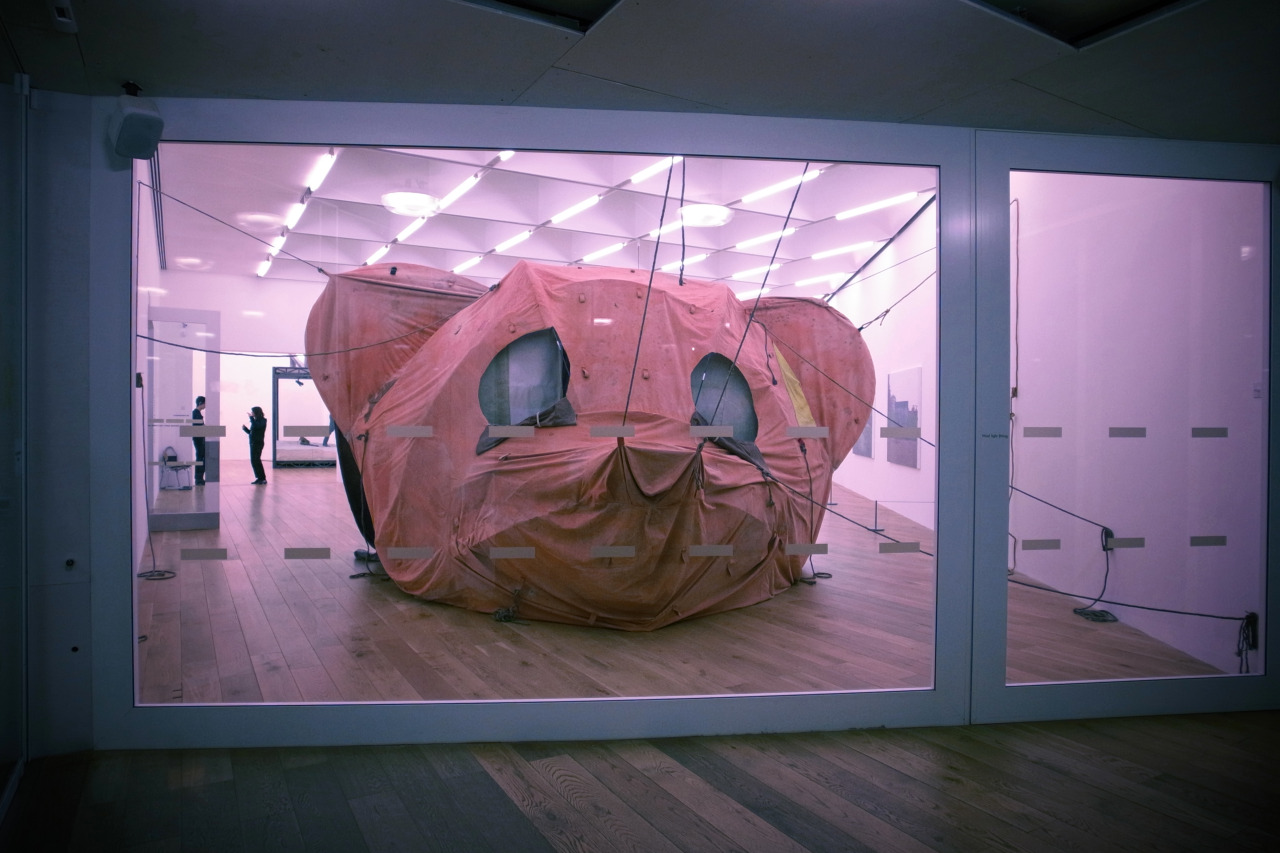 Archillect ID 405842