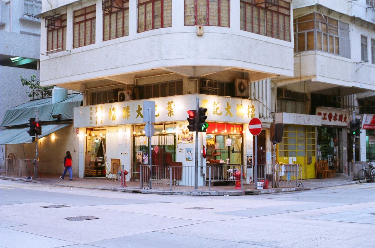 Archillect ID 405900